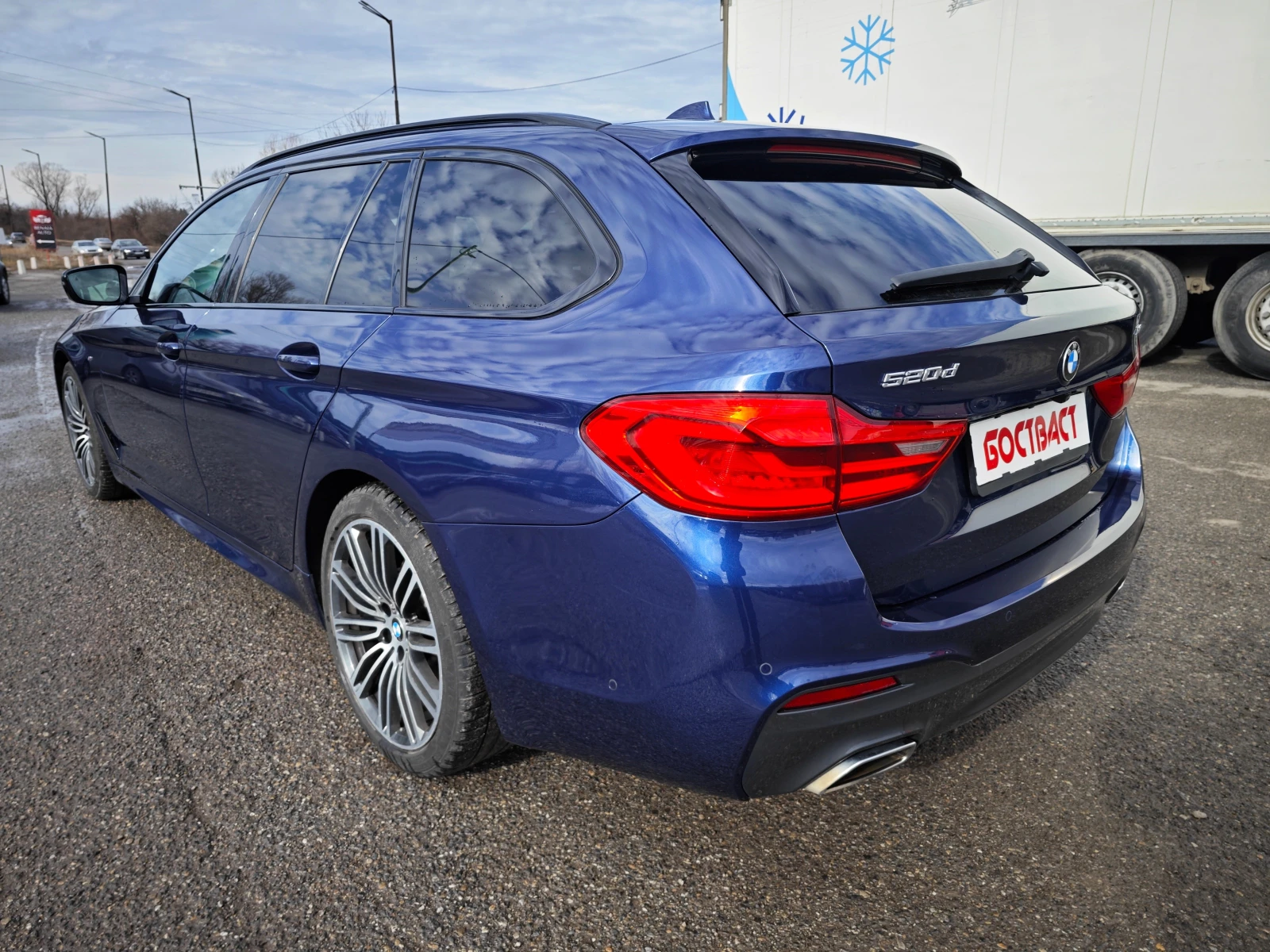 BMW 520 2, 0 //M-paket  xDrive - изображение 3