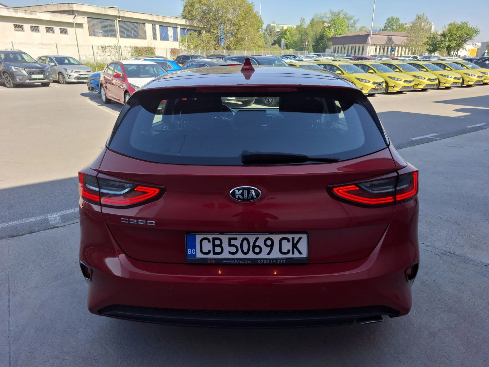 Kia Ceed 1.0 ТУРБО ГАРАНЦИЯ - изображение 5