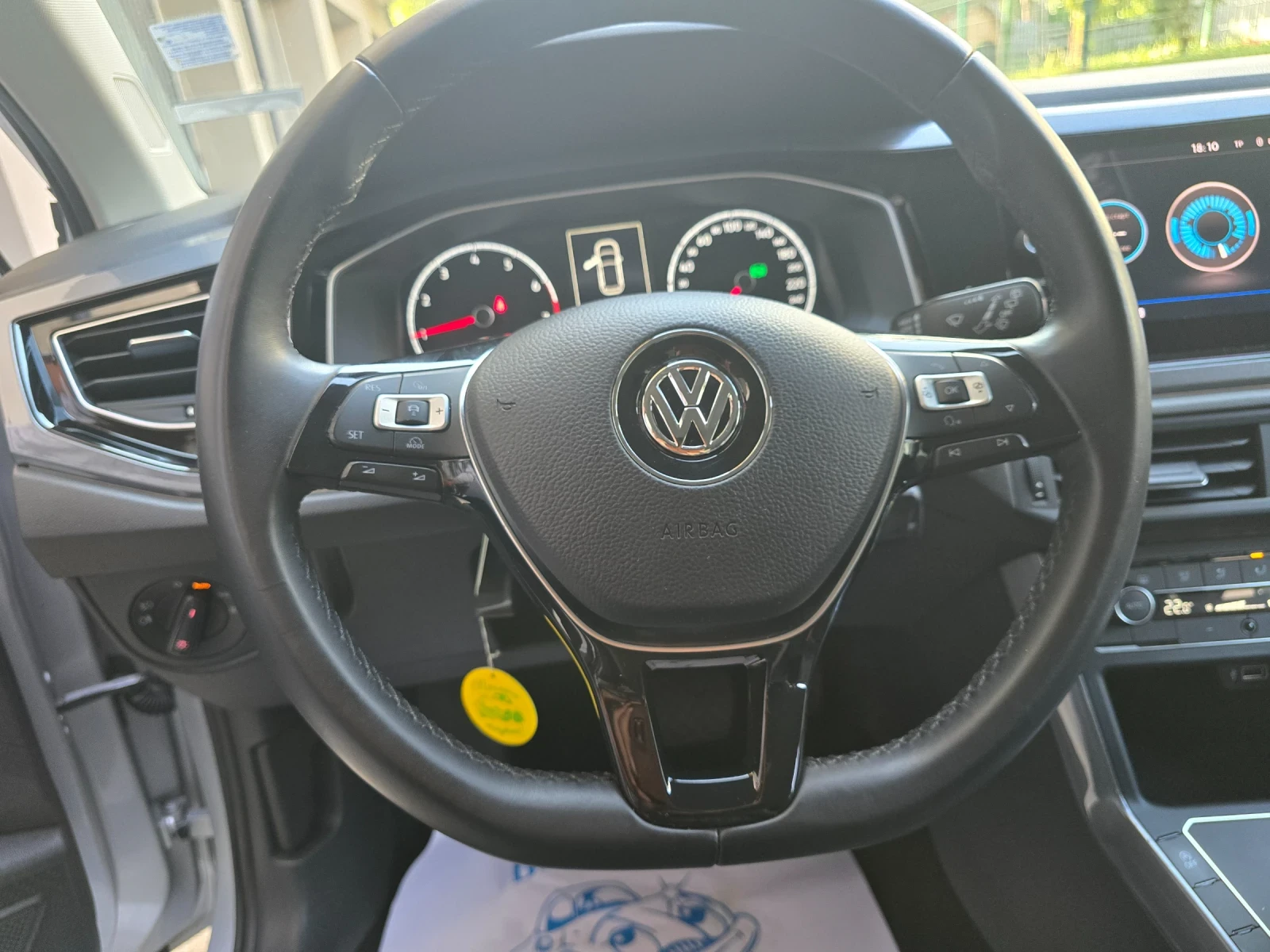 VW Polo VW Polo Highline 1.0 TSI  DSG 115к.с. - изображение 9