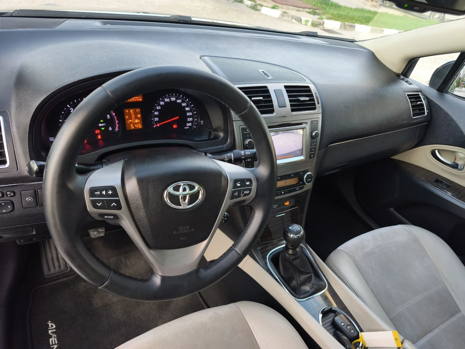 Toyota Avensis 2.0d EXCLUSIVE НАВИ КАМЕРА ПАНОРАМА  - изображение 8
