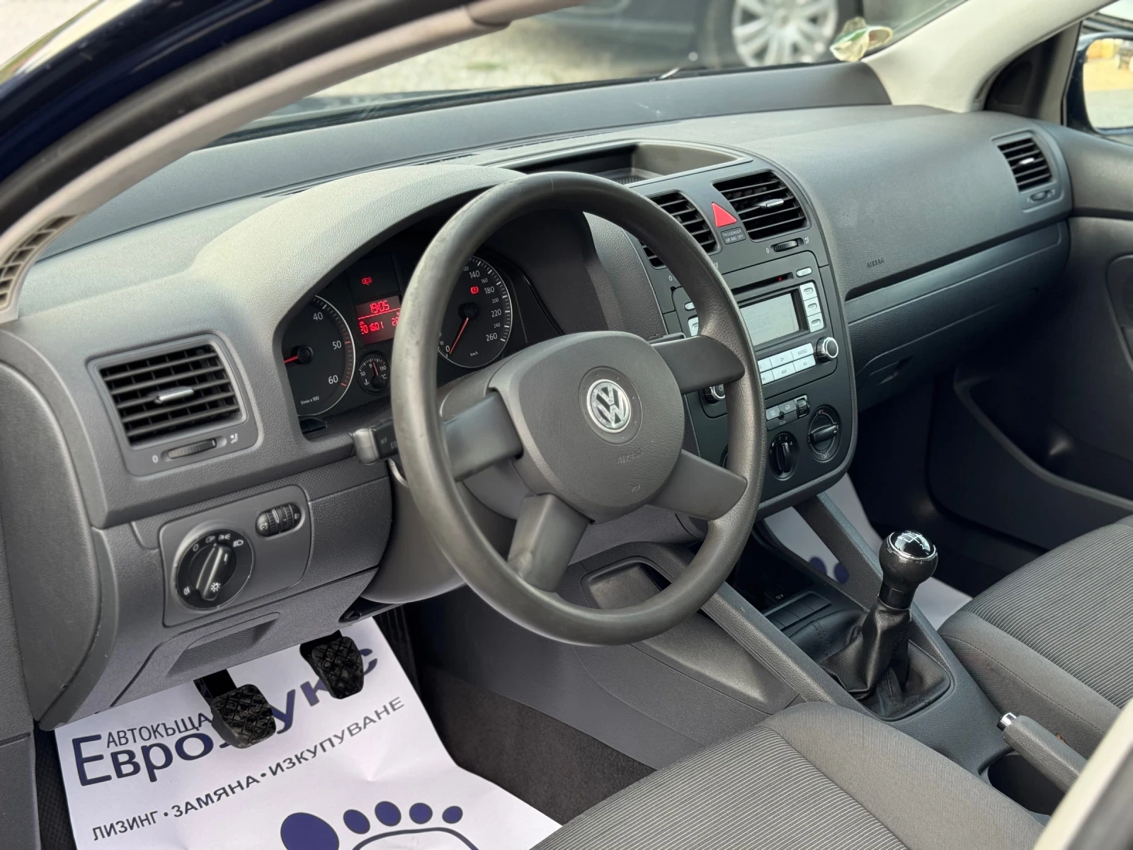 VW Golf 1.9TDI 105кс КЛИМАТИК ПОДГРЕВ - изображение 10