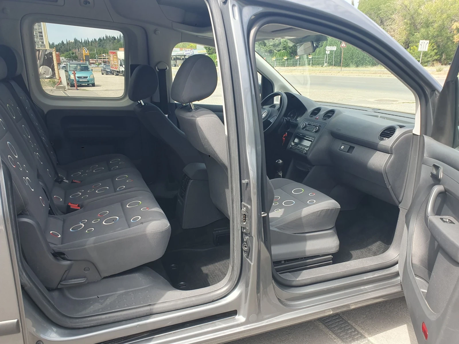 VW Caddy 1, 6 tdi 90 hp - изображение 9