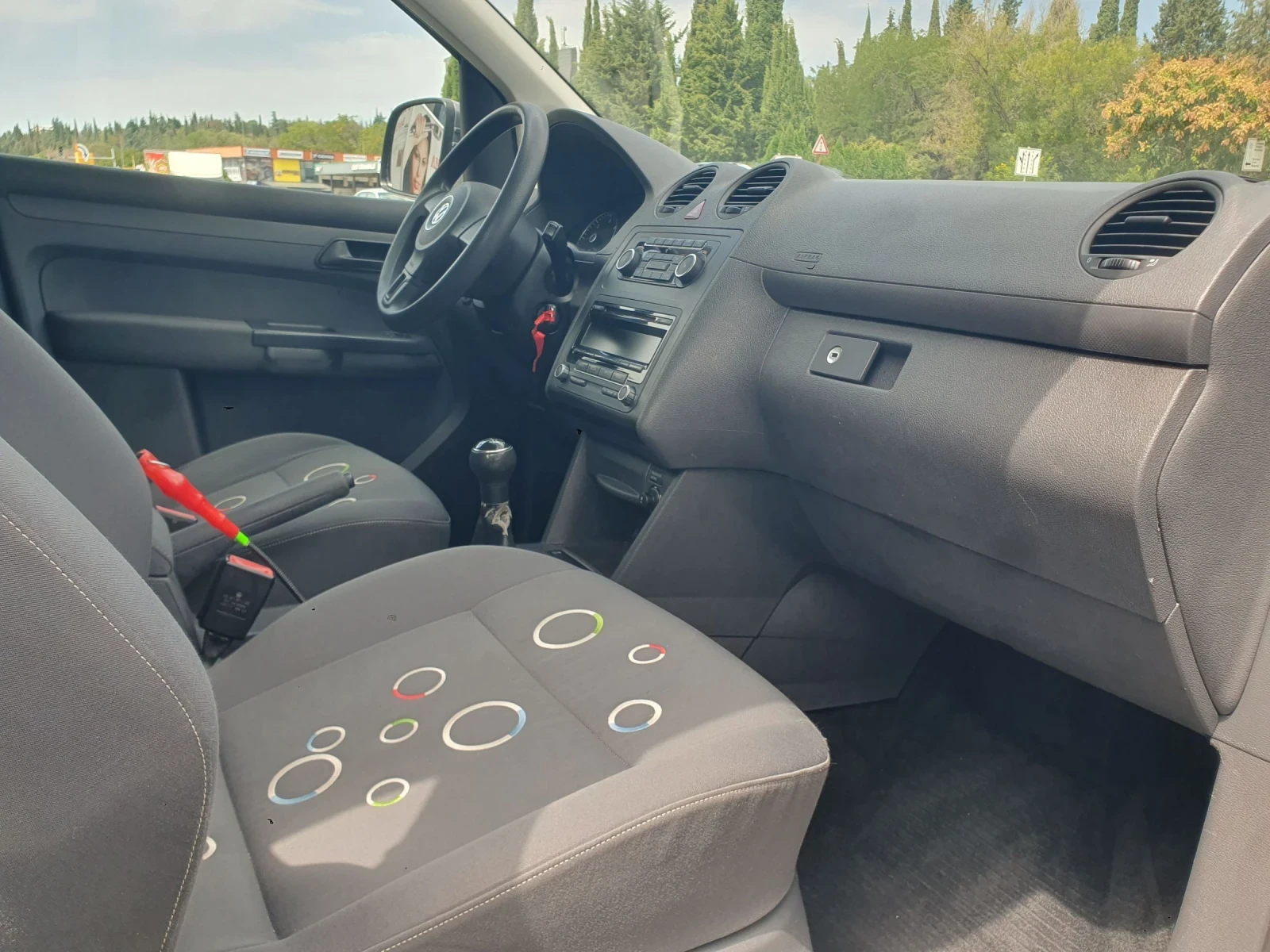 VW Caddy 1, 6 tdi 90 hp - изображение 10