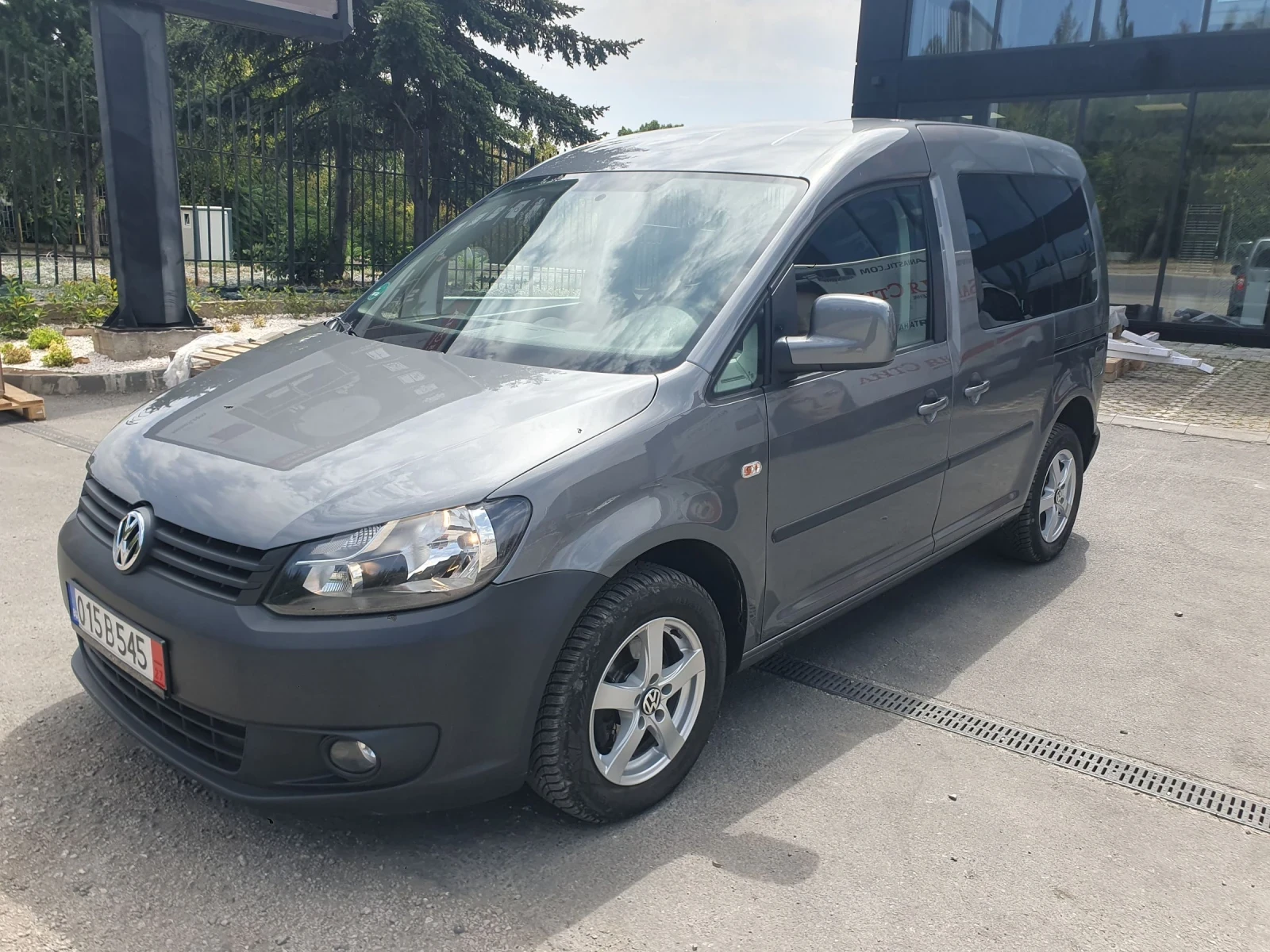 VW Caddy 1, 6 tdi 90 hp - изображение 6