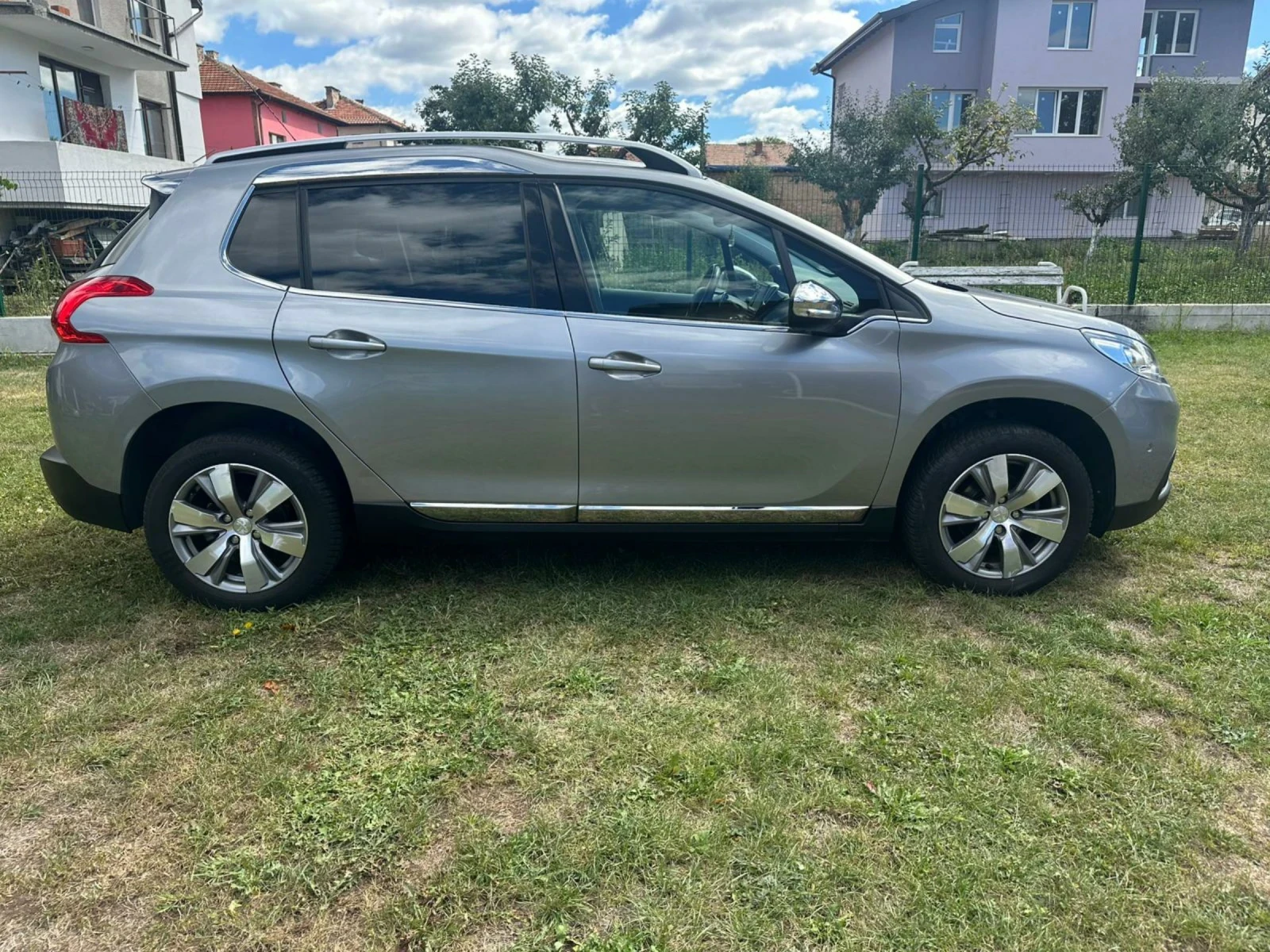 Peugeot 2008 1.6 eHDi Allure Automatic  - изображение 6