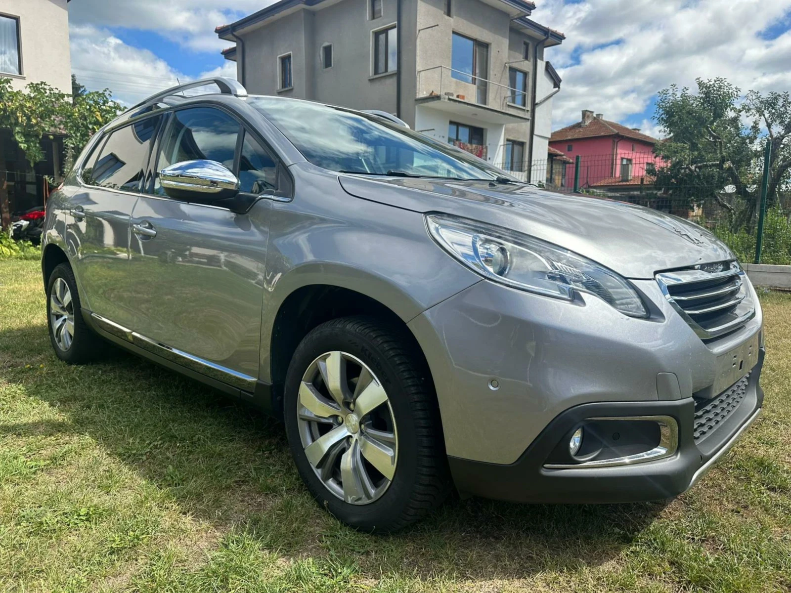 Peugeot 2008 1.6 eHDi Allure Automatic  - изображение 7