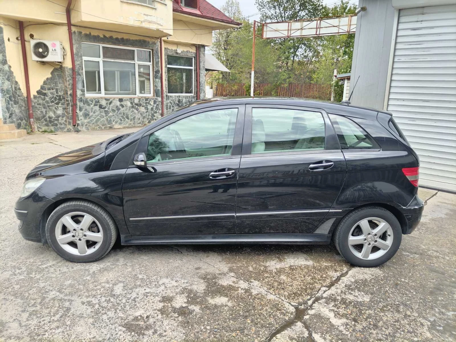 Mercedes-Benz B 200  - изображение 9