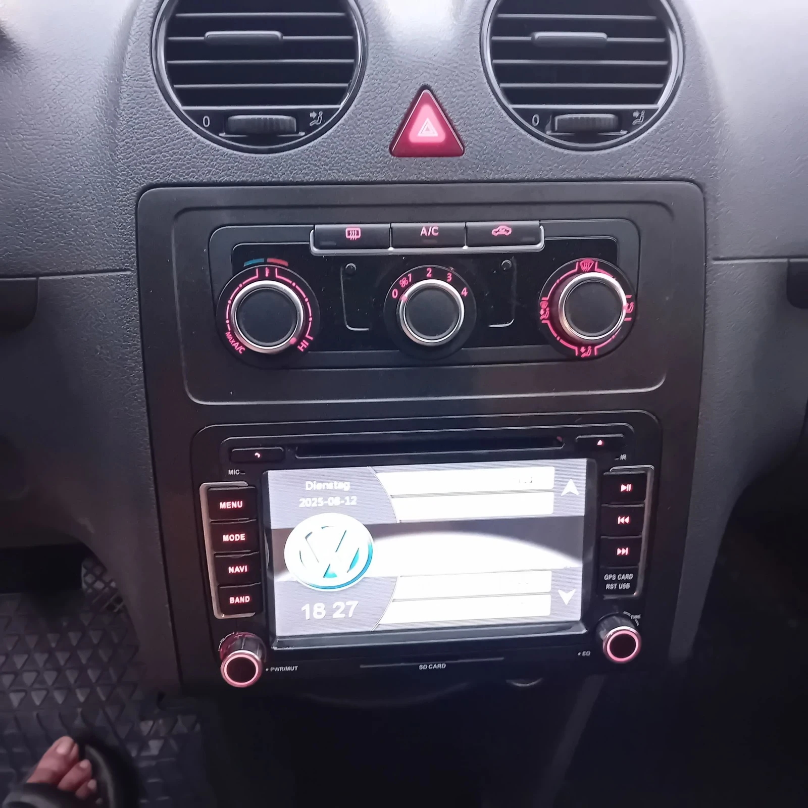 VW Caddy 2.0 TDI 140 кс.5 места | Mobile.bg — изображение 5