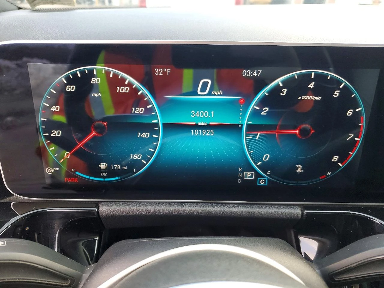 Mercedes-Benz CLA 250  - изображение 9