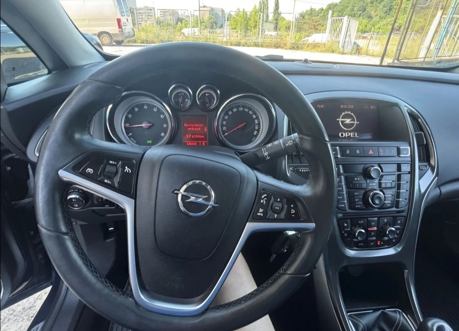 Opel Astra 1.4T - изображение 4