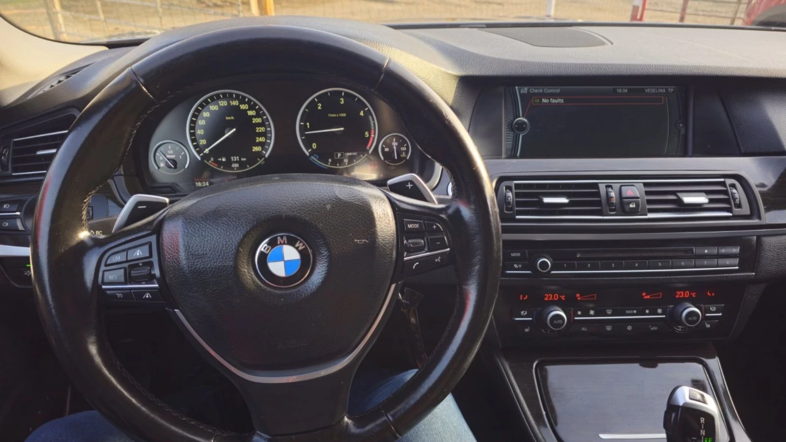 BMW 530 530xd 258кс * СМЕНЕНИ ВЕРИГИ* distronic* soft clos, снимка 11 - Автомобили и джипове - 53831490