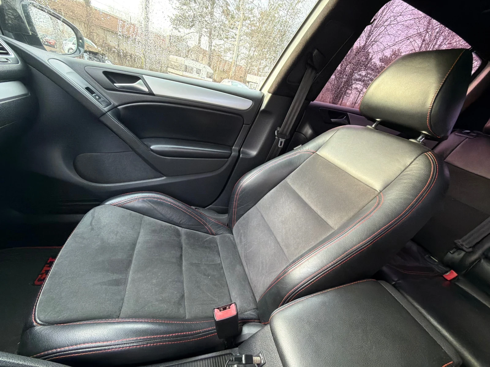 VW Golf БАРТЕР* 200кс* R32, снимка 13 - Автомобили и джипове - 53714632