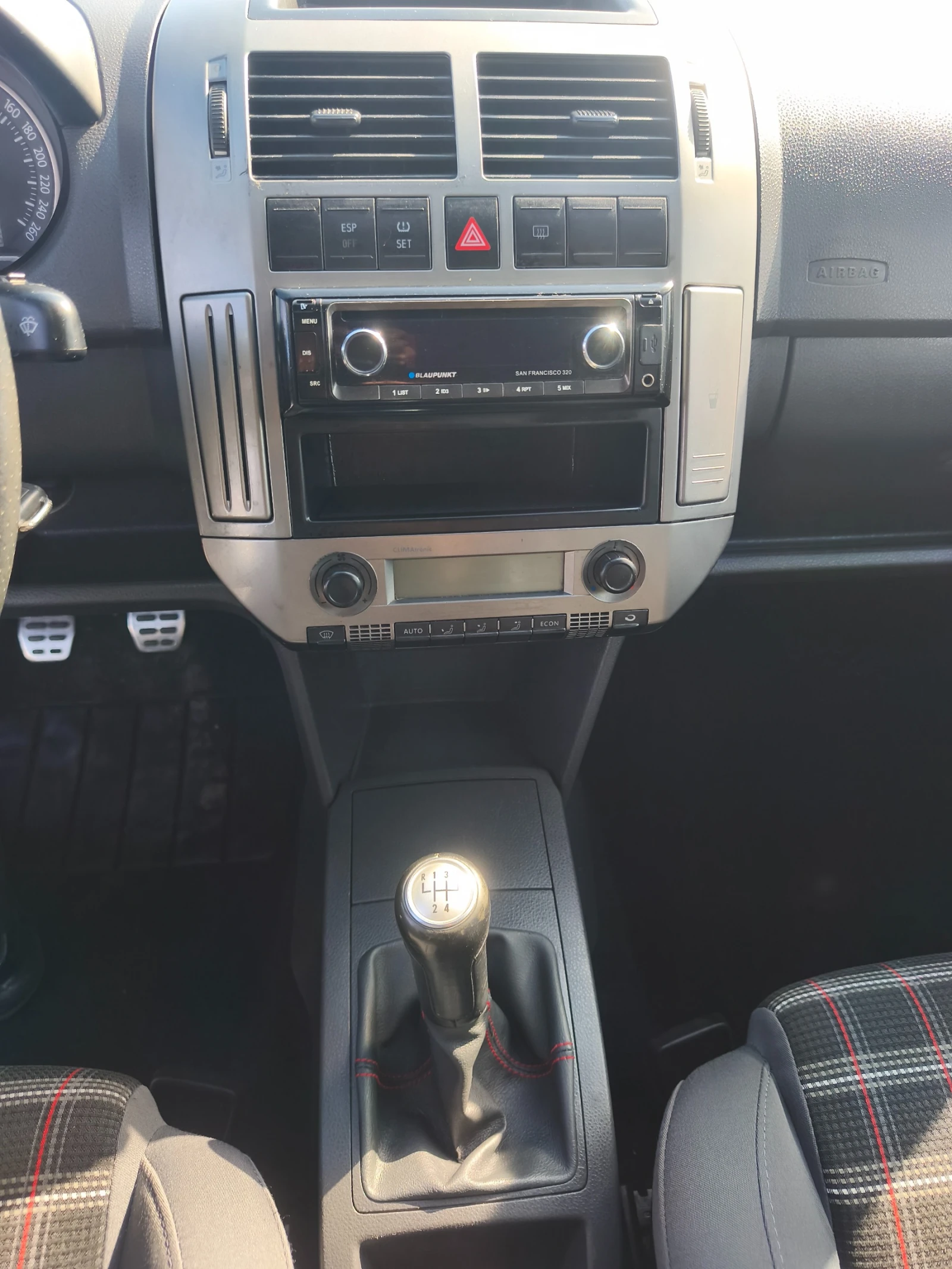 VW Polo GTI 1.8T 150к.с., снимка 8 - Автомобили и джипове - 53730056