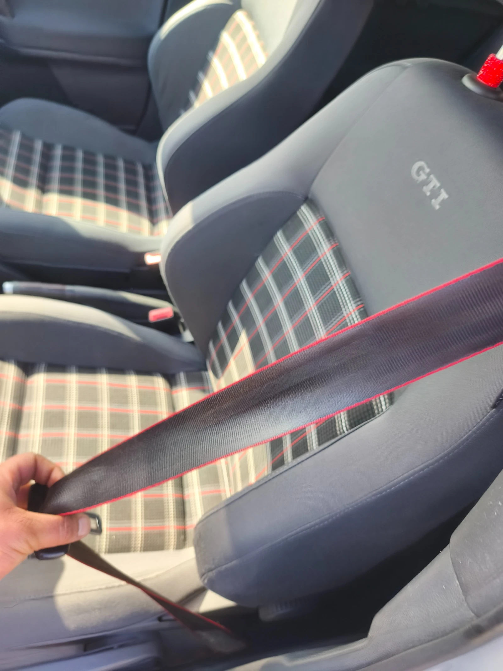 VW Polo GTI 1.8T 150к.с., снимка 9 - Автомобили и джипове - 53730056