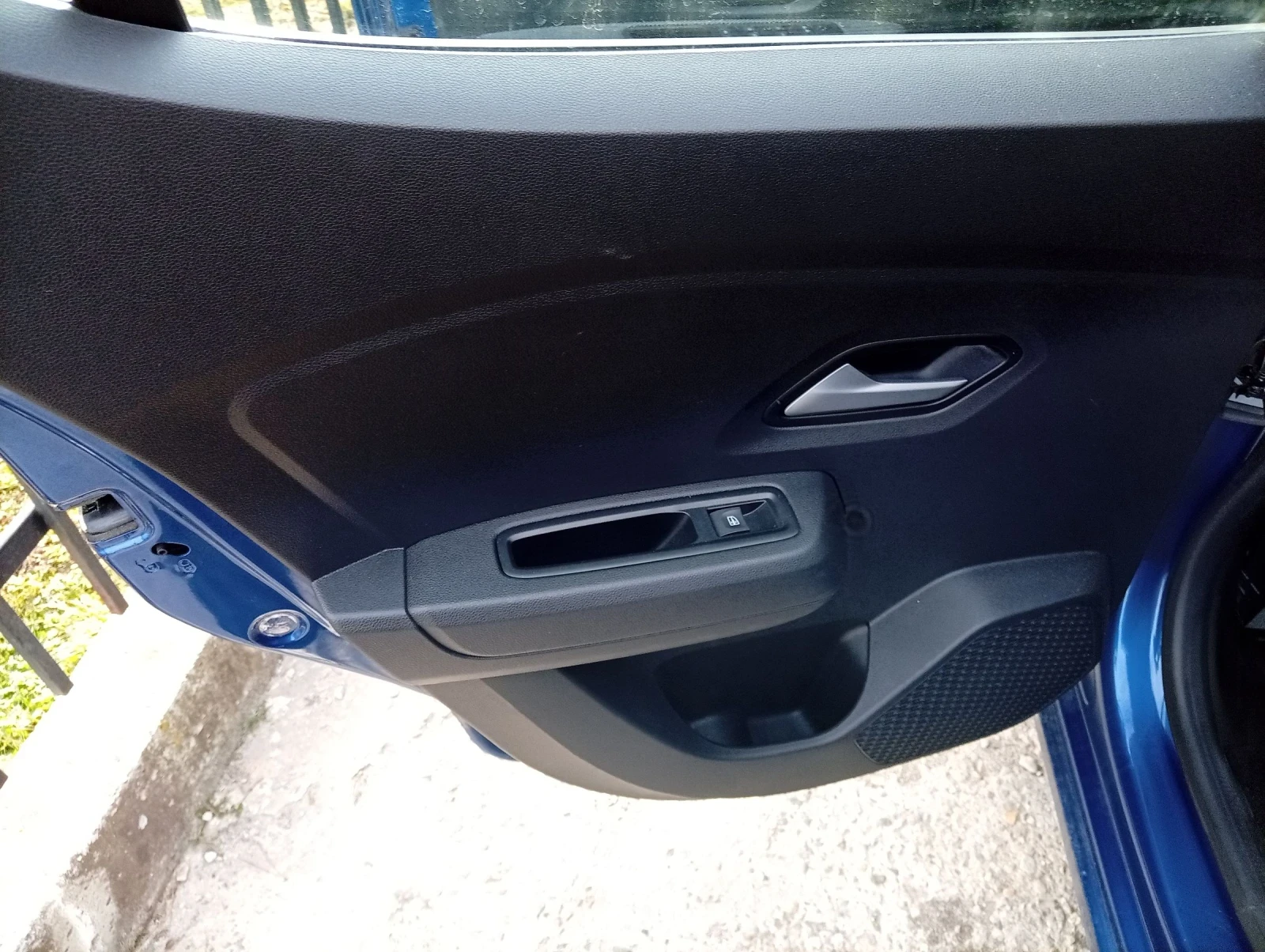 Dacia Sandero   3 1.0 tce 25г  Full, снимка 8 - Автомобили и джипове - 53734849