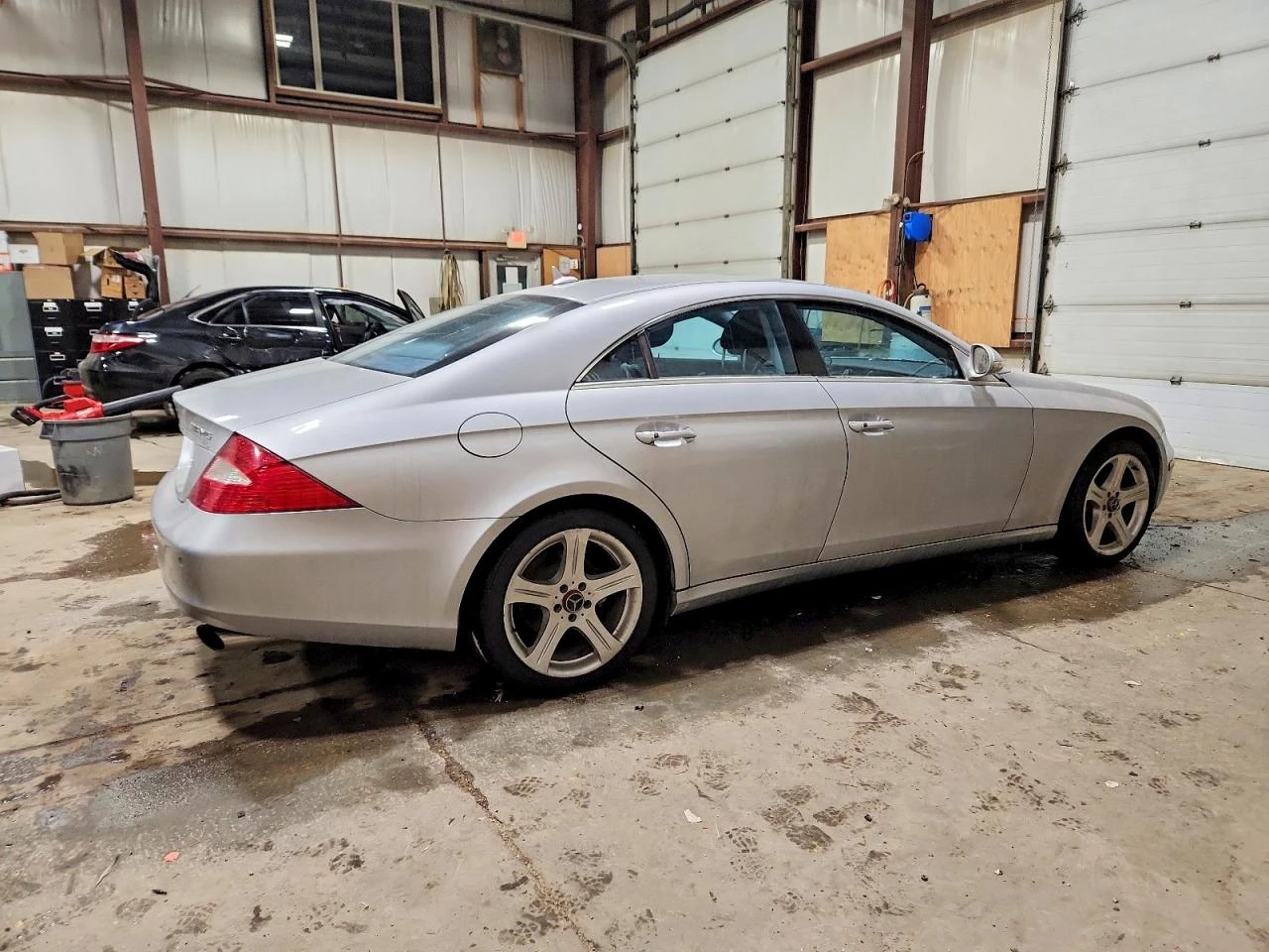 Mercedes-Benz CLS 550 5.5L V8 382кс, снимка 3 - Автомобили и джипове - 54175166