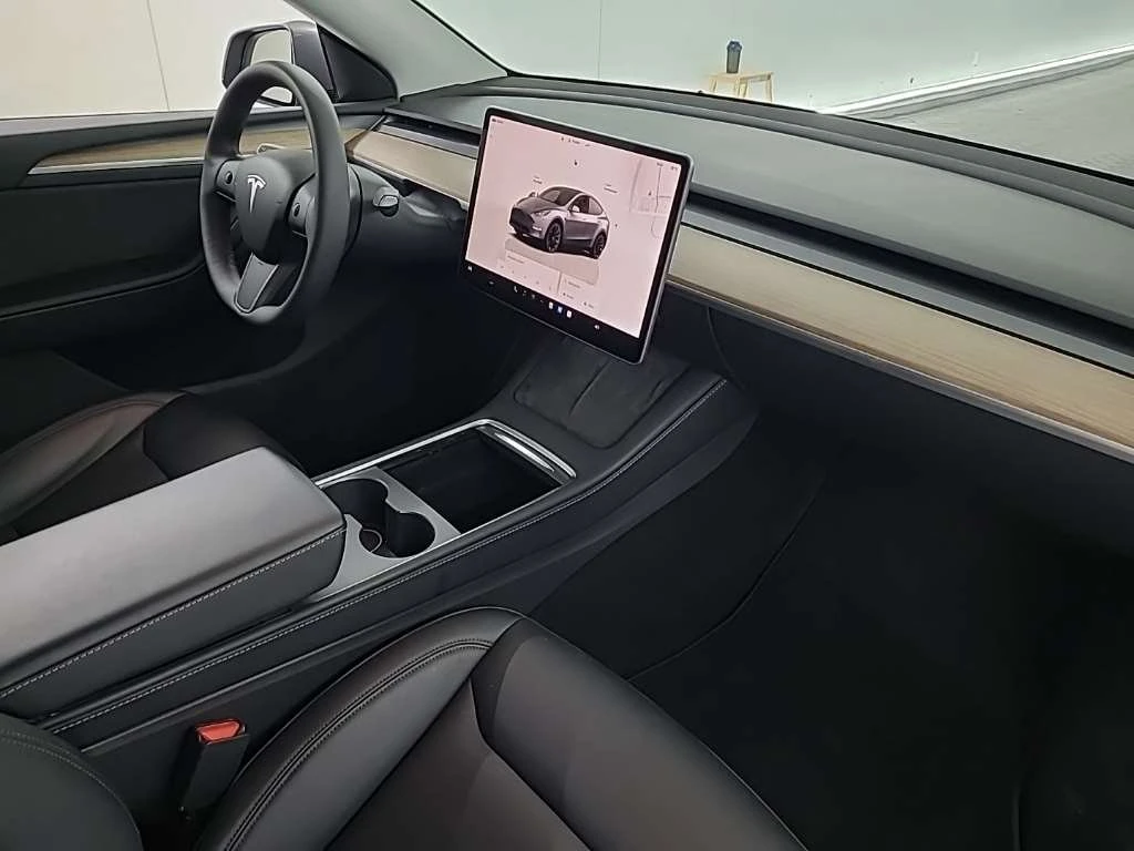 Tesla Model Y | Mobile.bg � ����������� 7