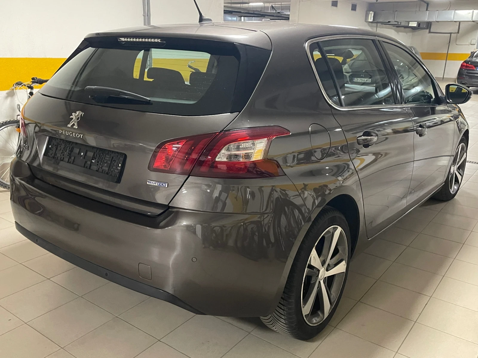 Peugeot 308 1.6HDi Automatic LED Park Navi S/S, снимка 3 - Автомобили и джипове - 54205158