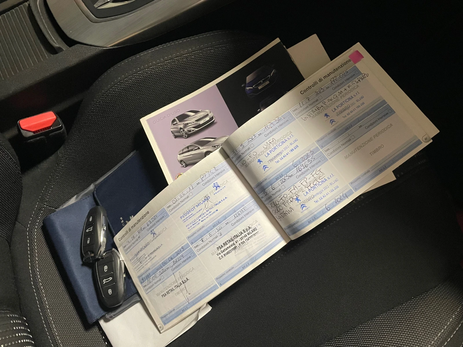 Peugeot 308 1.6HDi Automatic LED Park Navi S/S, снимка 9 - Автомобили и джипове - 54205158