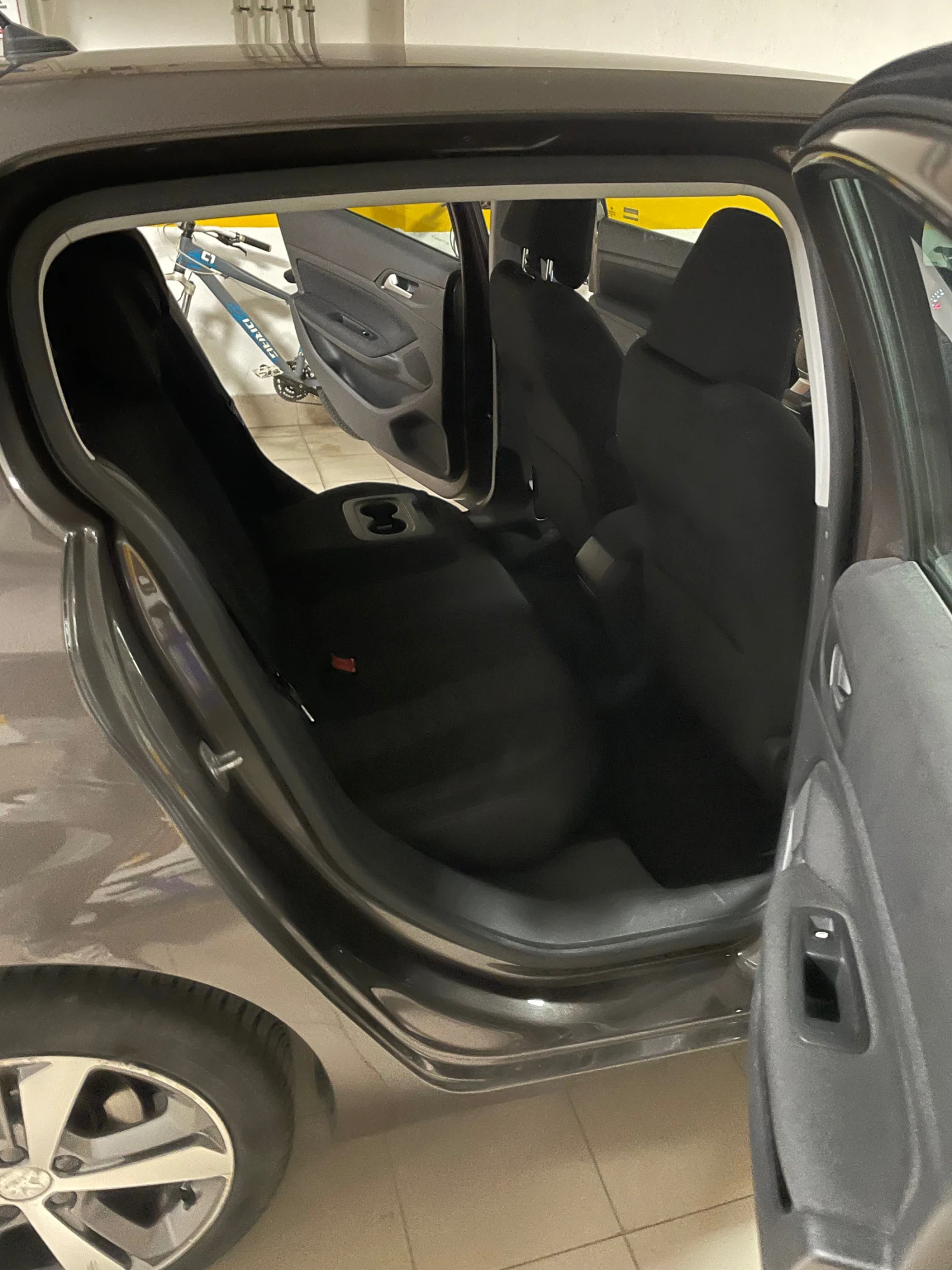 Peugeot 308 1.6HDi Automatic LED Park Navi S/S, снимка 14 - Автомобили и джипове - 54205158