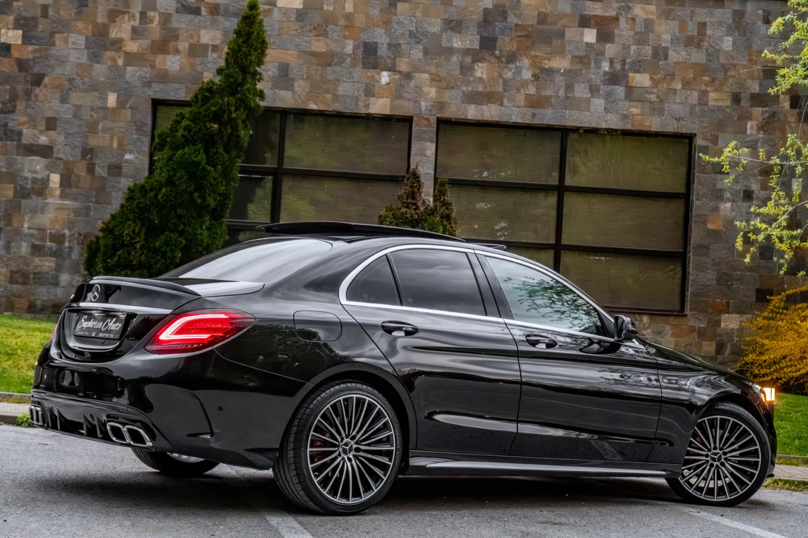 Mercedes-Benz C 220 d* AMG PERFORMANCE* PANORAMA* 3XTV* CARBON*  | Mobile.bg � ����������� 5