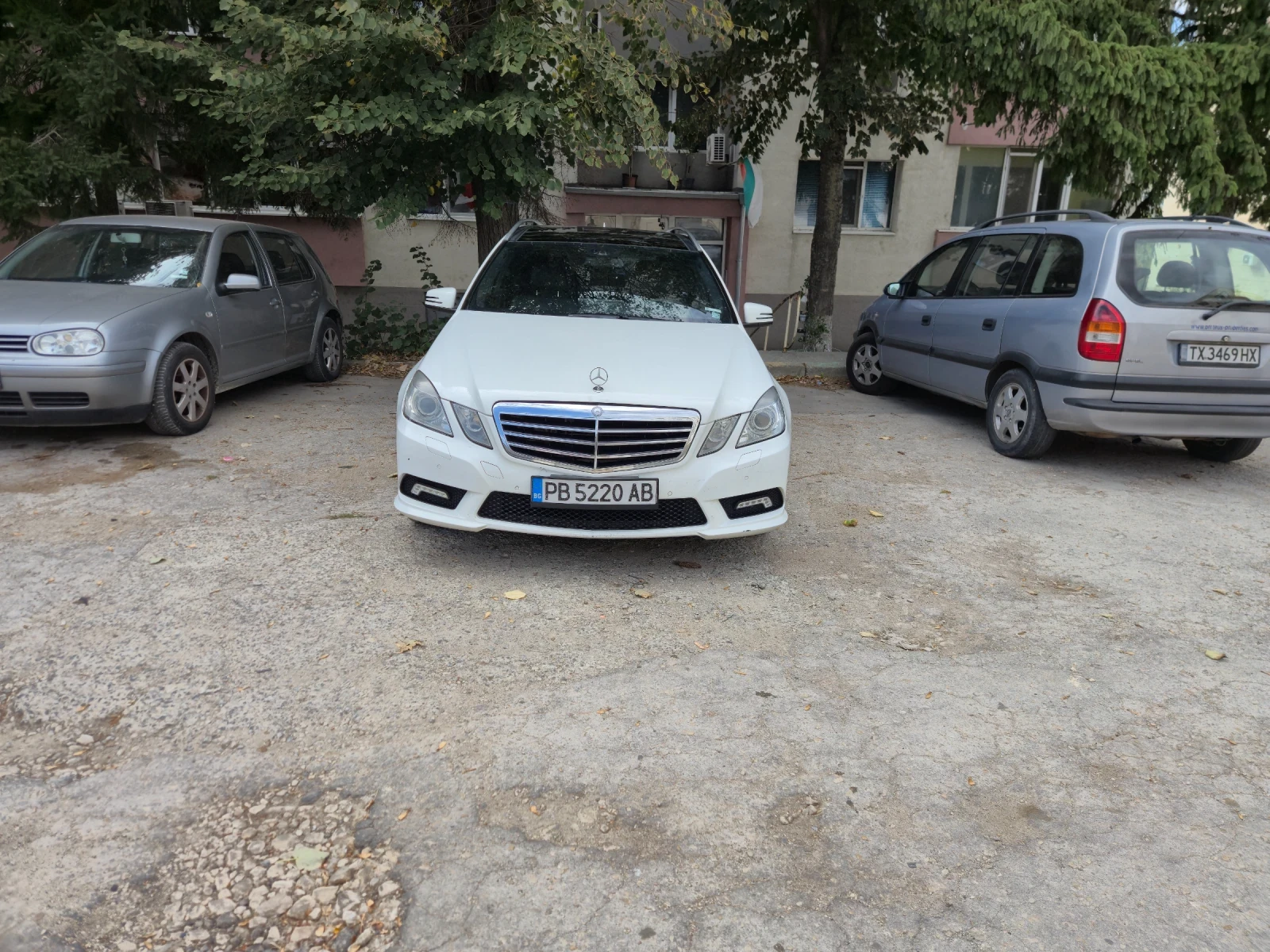 Mercedes-Benz E 350 E350 CDI 4Matic, снимка 2 - Автомобили и джипове - 54703230