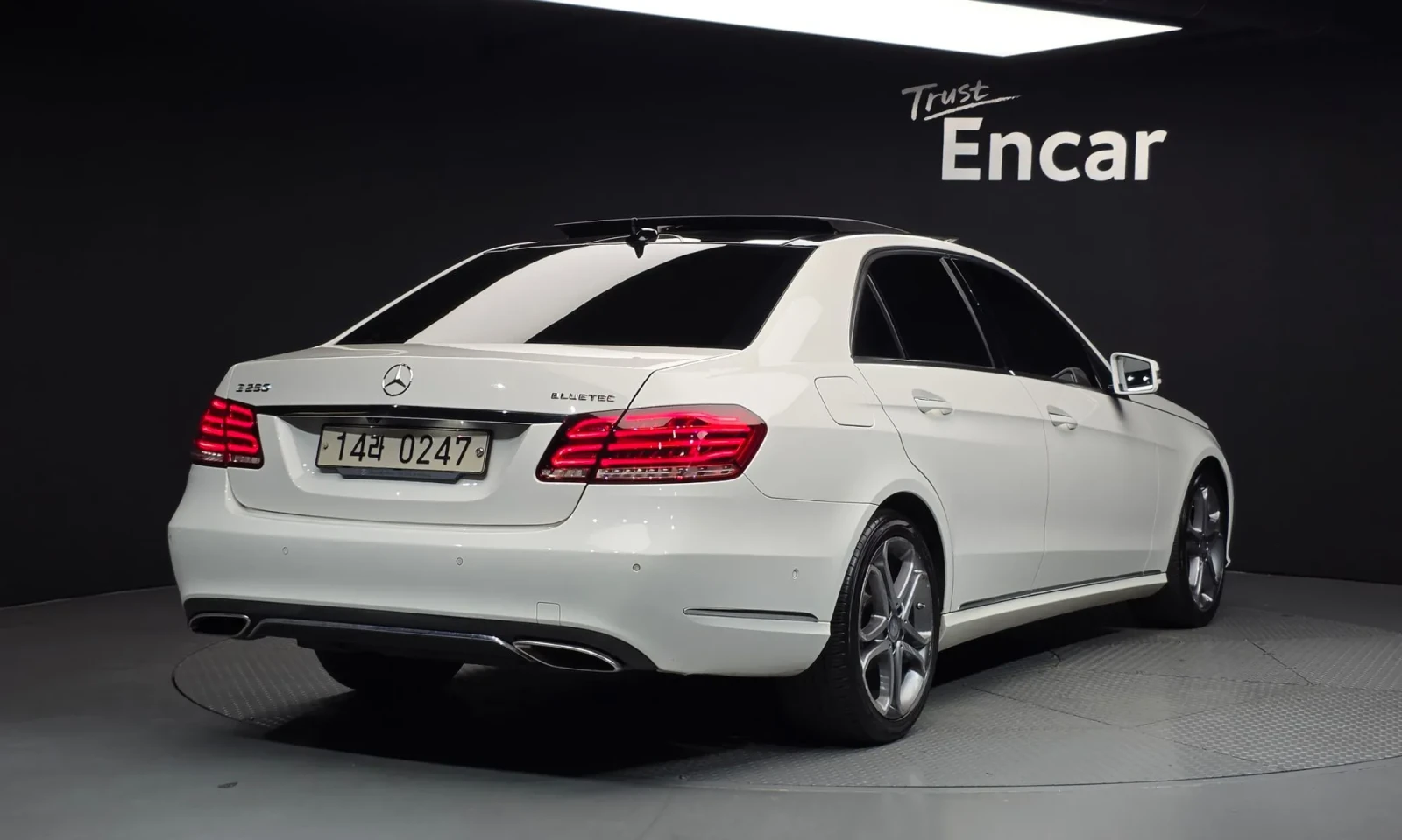 Mercedes-Benz E 250, снимка 2 - Автомобили и джипове - 54772832