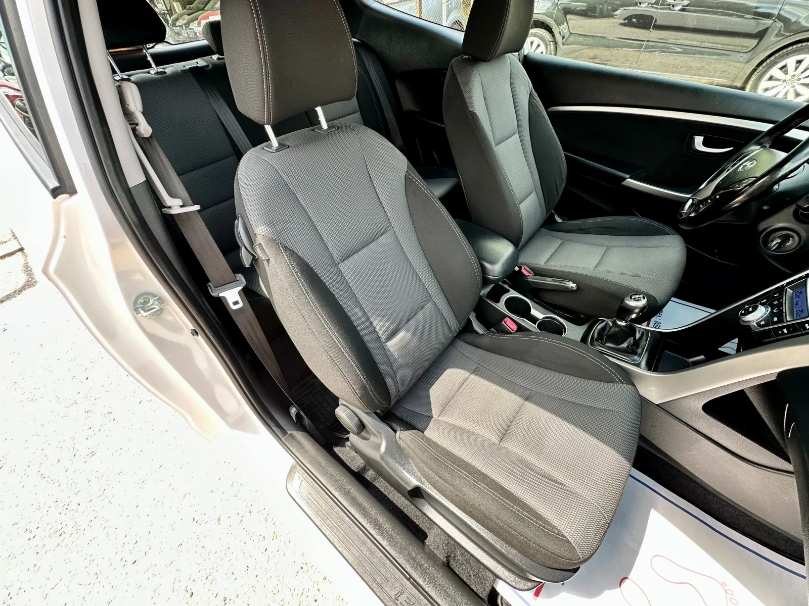 Hyundai I30 1.4 CRDI | Mobile.bg � ����������� 15