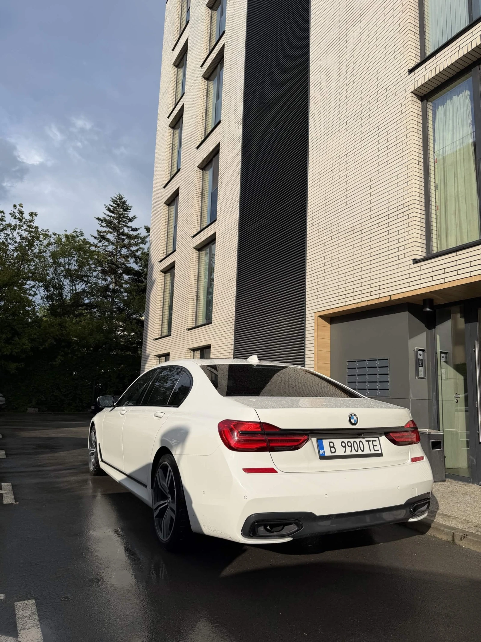 BMW 740 M Pack* Long, снимка 14 - Автомобили и джипове - 55236386