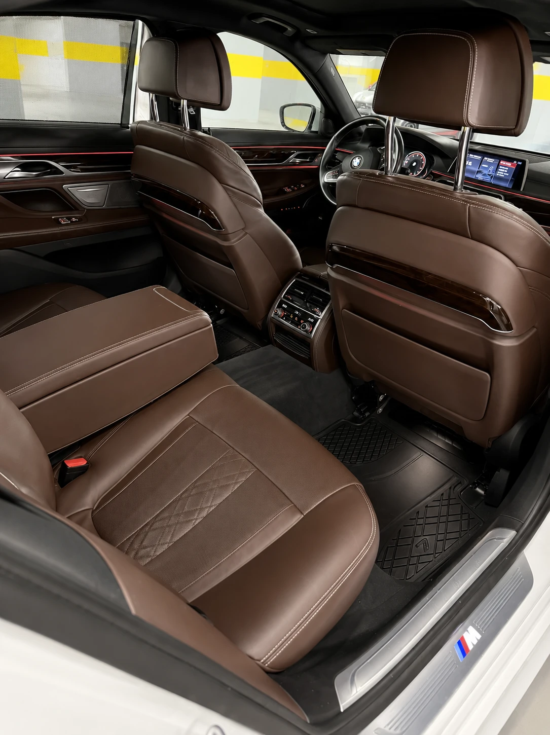 BMW 740 M Pack* Long, снимка 7 - Автомобили и джипове - 55236386