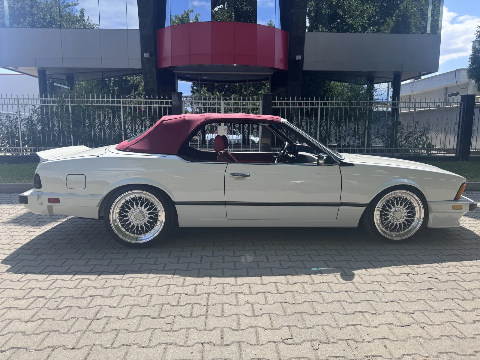 BMW 635 CSI Cabrio, снимка 6 - Автомобили и джипове - 55300188