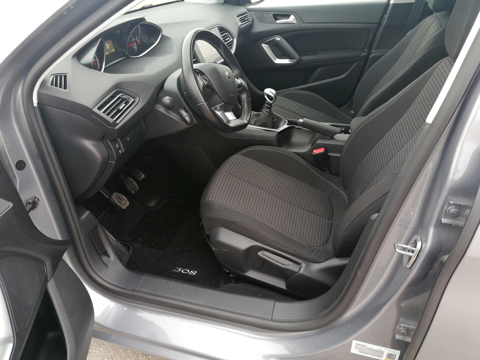Peugeot 308, снимка 10 - Автомобили и джипове - 55576784