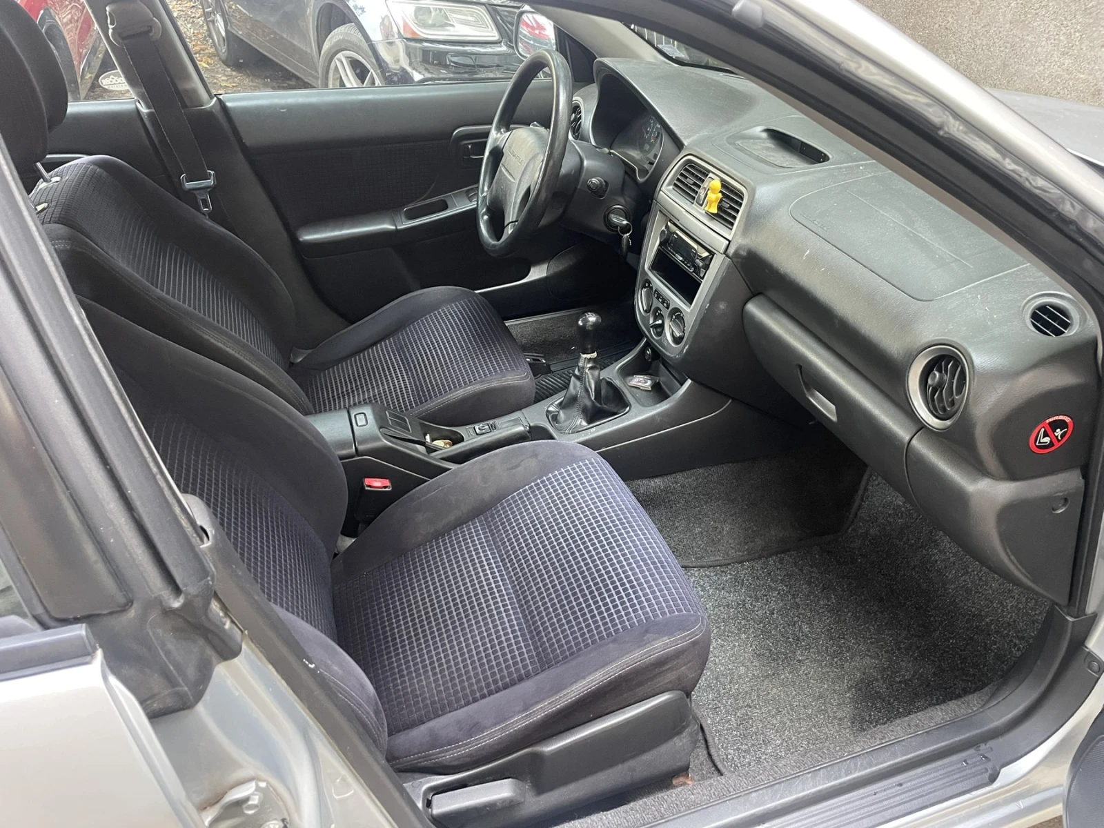 Subaru Impreza 1.6, снимка 15 - Автомобили и джипове - 55863819