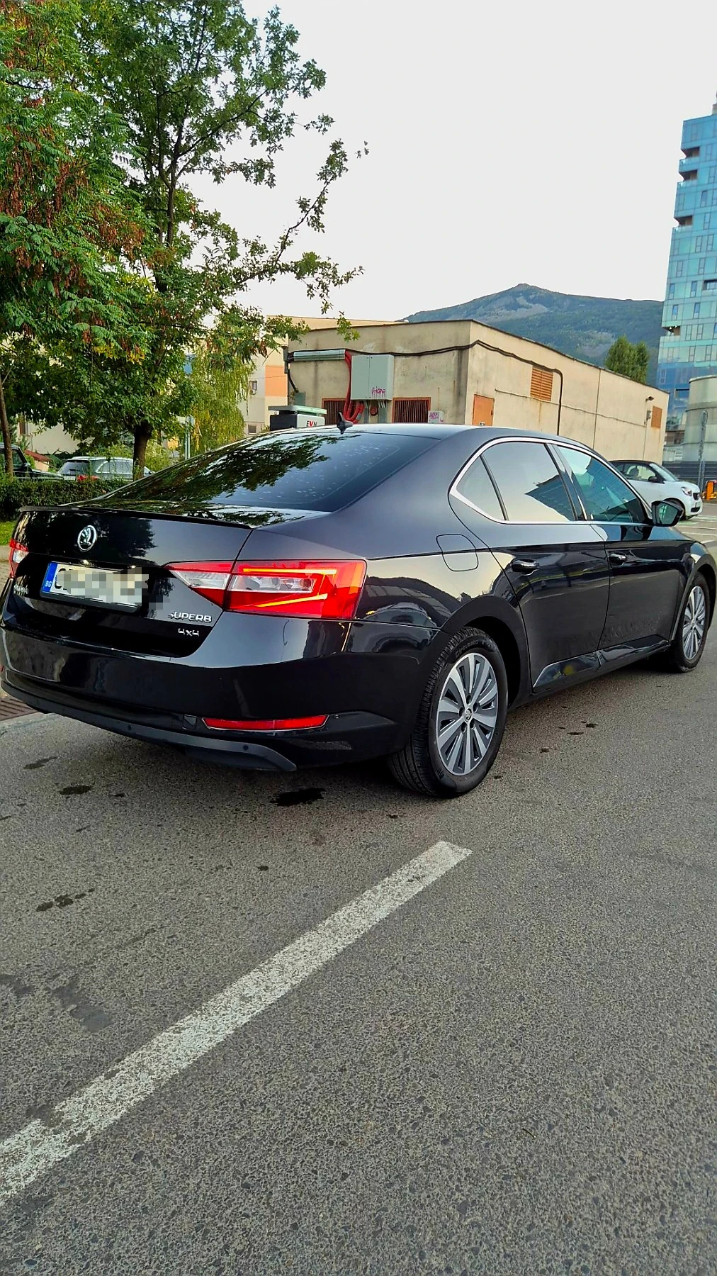 Skoda Superb, снимка 2 - Автомобили и джипове - 56367789