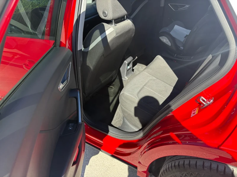Audi Q2 35 TFSI, снимка 7 - Автомобили и джипове - 52042059