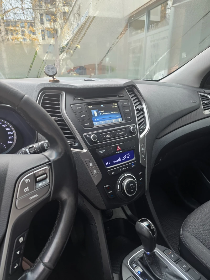 Hyundai Santa fe, снимка 12 - Автомобили и джипове - 52819703