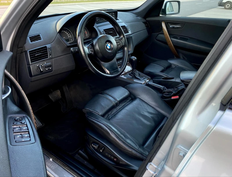 BMW X3 3.0D xDrive, АВТОМАТ/ПАНОРАМА/СПОРТ ПАКЕТ, снимка 10 - Автомобили и джипове - 53249151