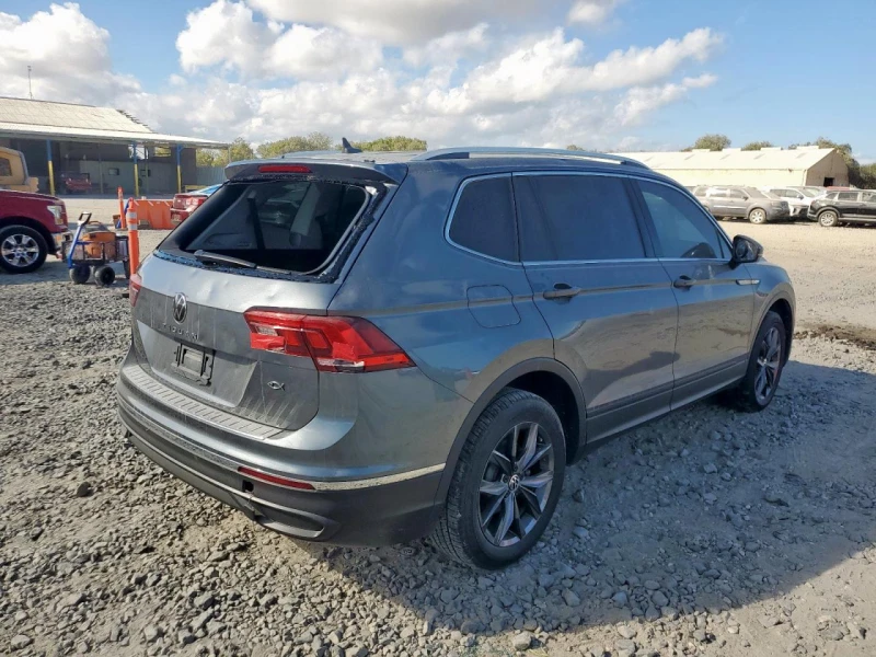 VW Tiguan 2l Volkswagen Se, снимка 3 - Автомобили и джипове - 53353631