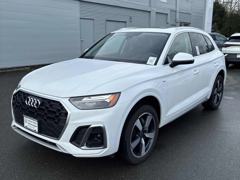 Audi Q5 | PROGRESSIV | PANO| ПОДГРЕВИ| CARFAX+ КЛИП МОТОР