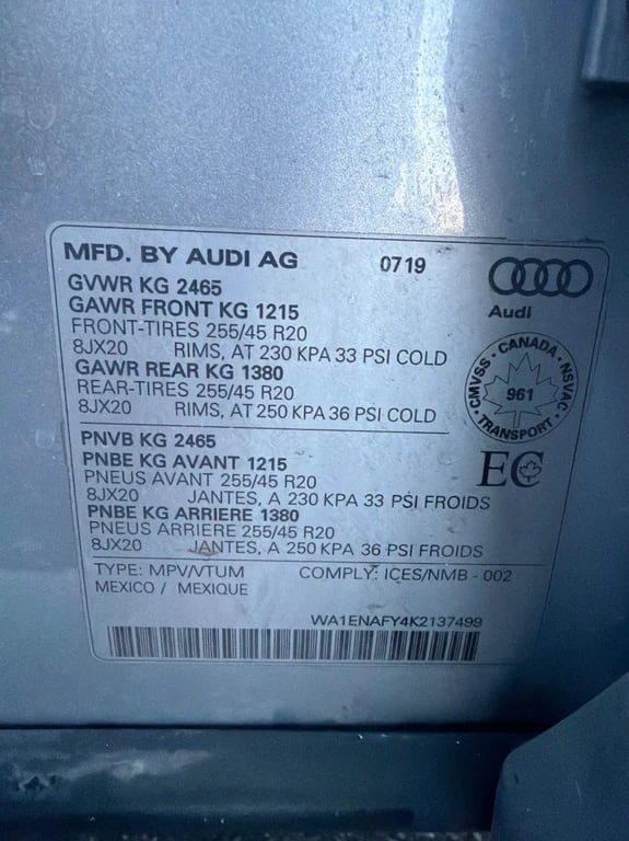 Audi Q5 * Progressiv * CARFAX * БЕЗ ПЪРВОНАЧАЛНА ВНОСКА, снимка 11 - Автомобили и джипове - 53142136