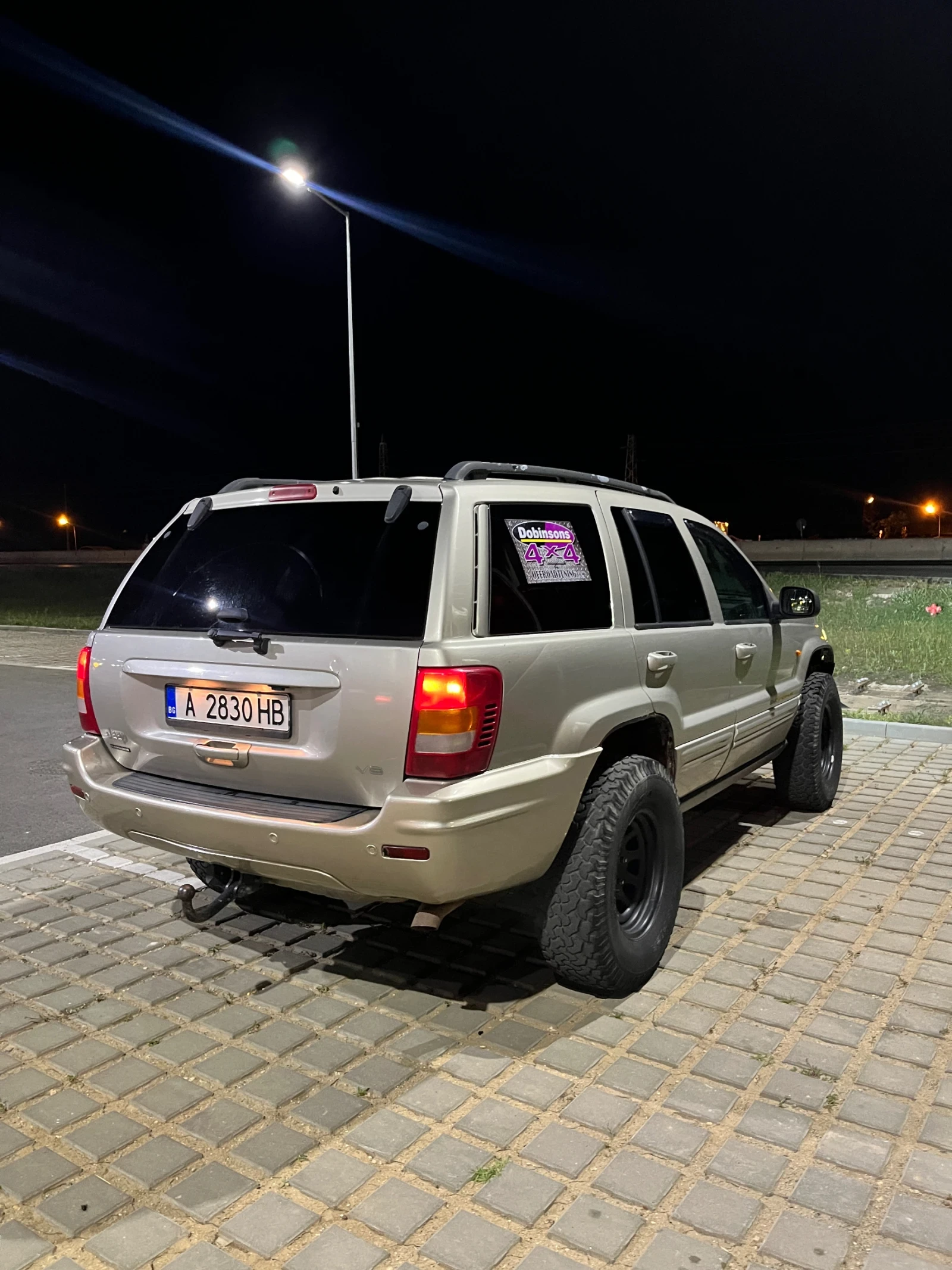 Jeep Grand cherokee 4.7 V8 Газ  - изображение 6