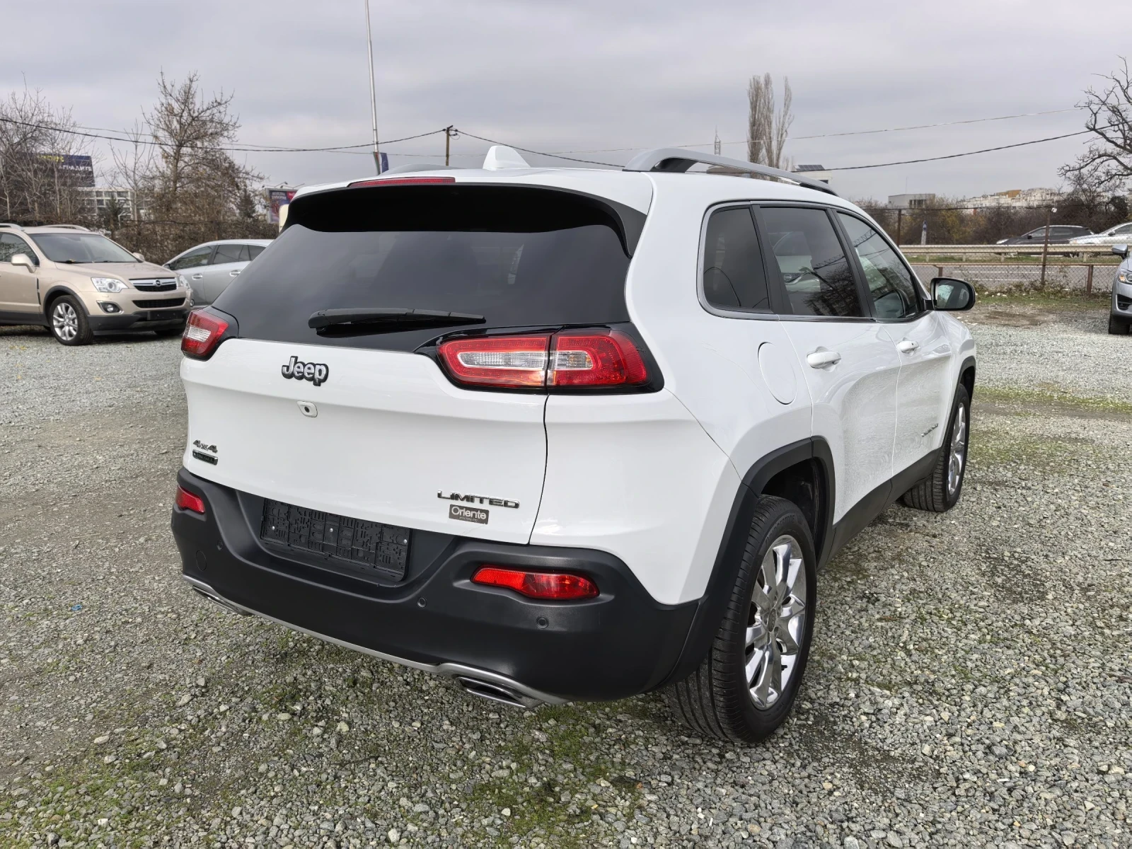 Jeep Cherokee 2.0(170)4x4 LIMITED Automatic( )  | Mobile.bg   4
