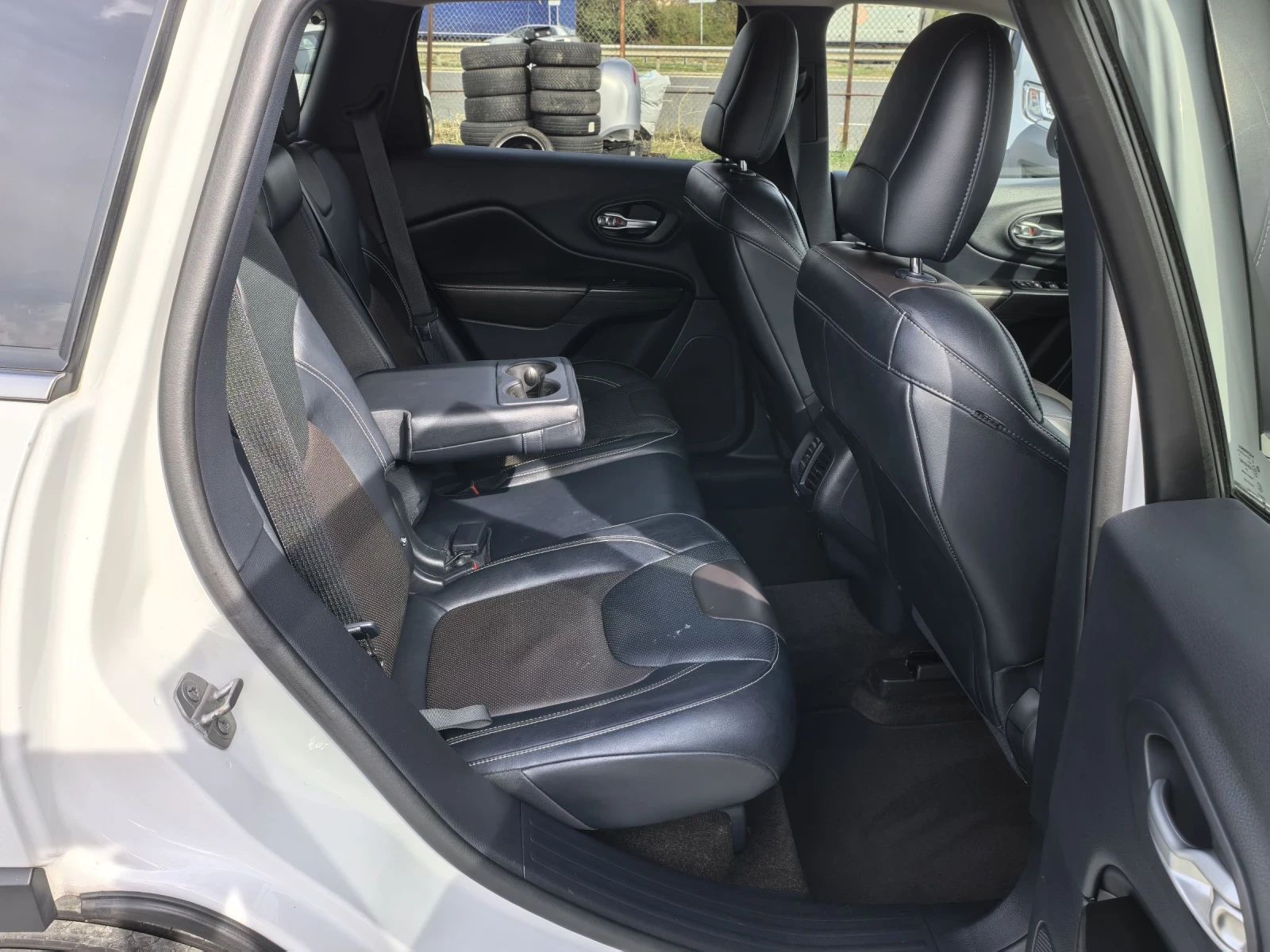 Jeep Cherokee 2.0M-jet 170hp 4WD Active Drive - изображение 9