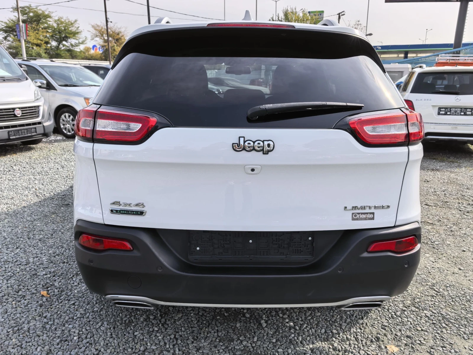 Jeep Cherokee 2.0M-jet 170hp 4WD Active Drive - изображение 6