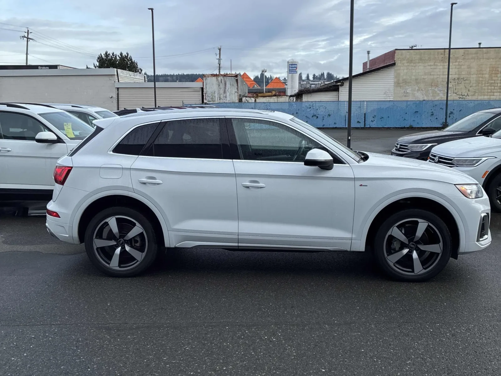 Audi Q5 | PROGRESSIV | PANO| ПОДГРЕВИ| CARFAX+ КЛИП МОТОР - изображение 6