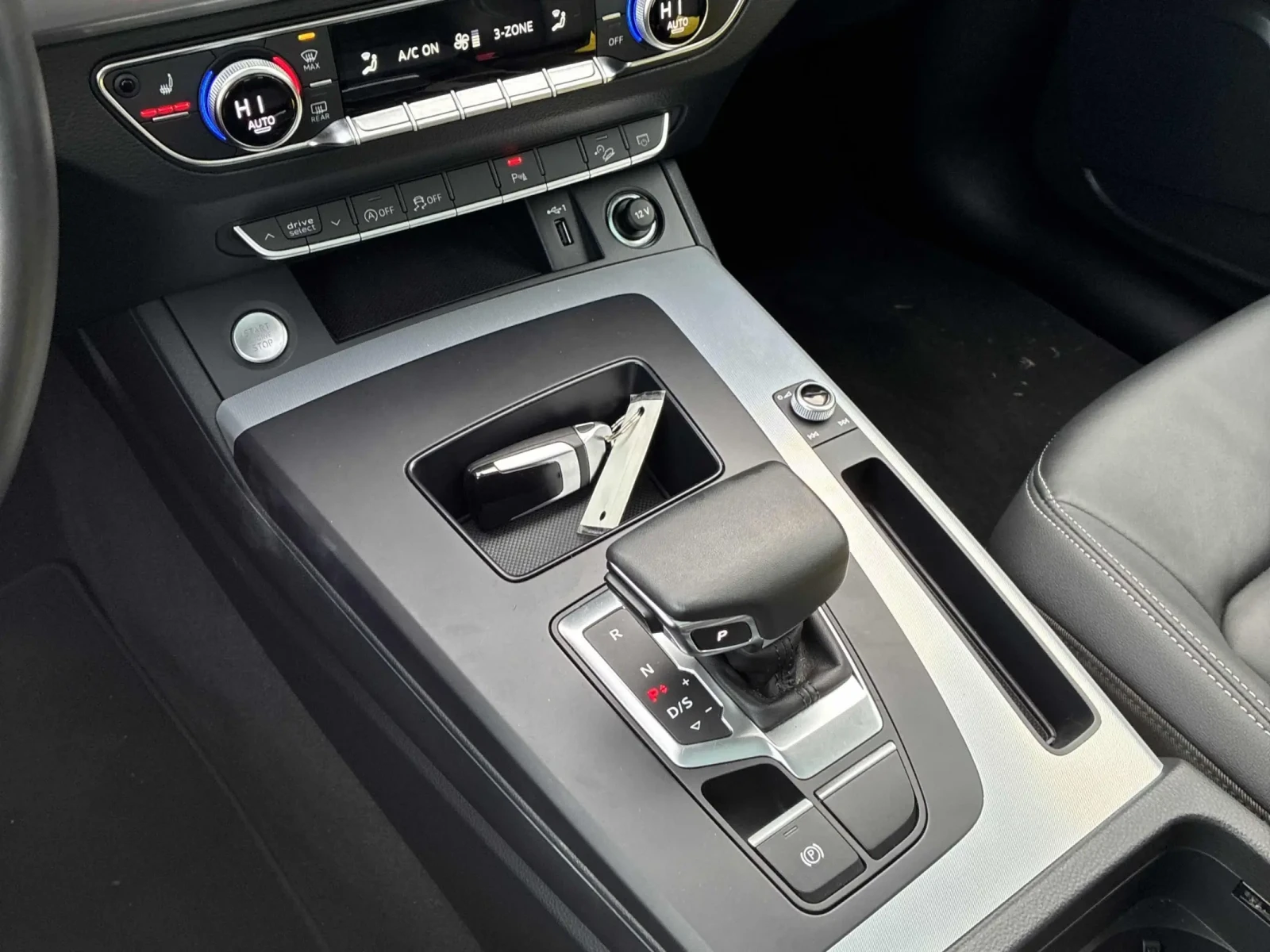 Audi Q5 | PROGRESSIV | PANO| ��������| CARFAX+ ���� ����� | Mobile.bg � ����������� 12