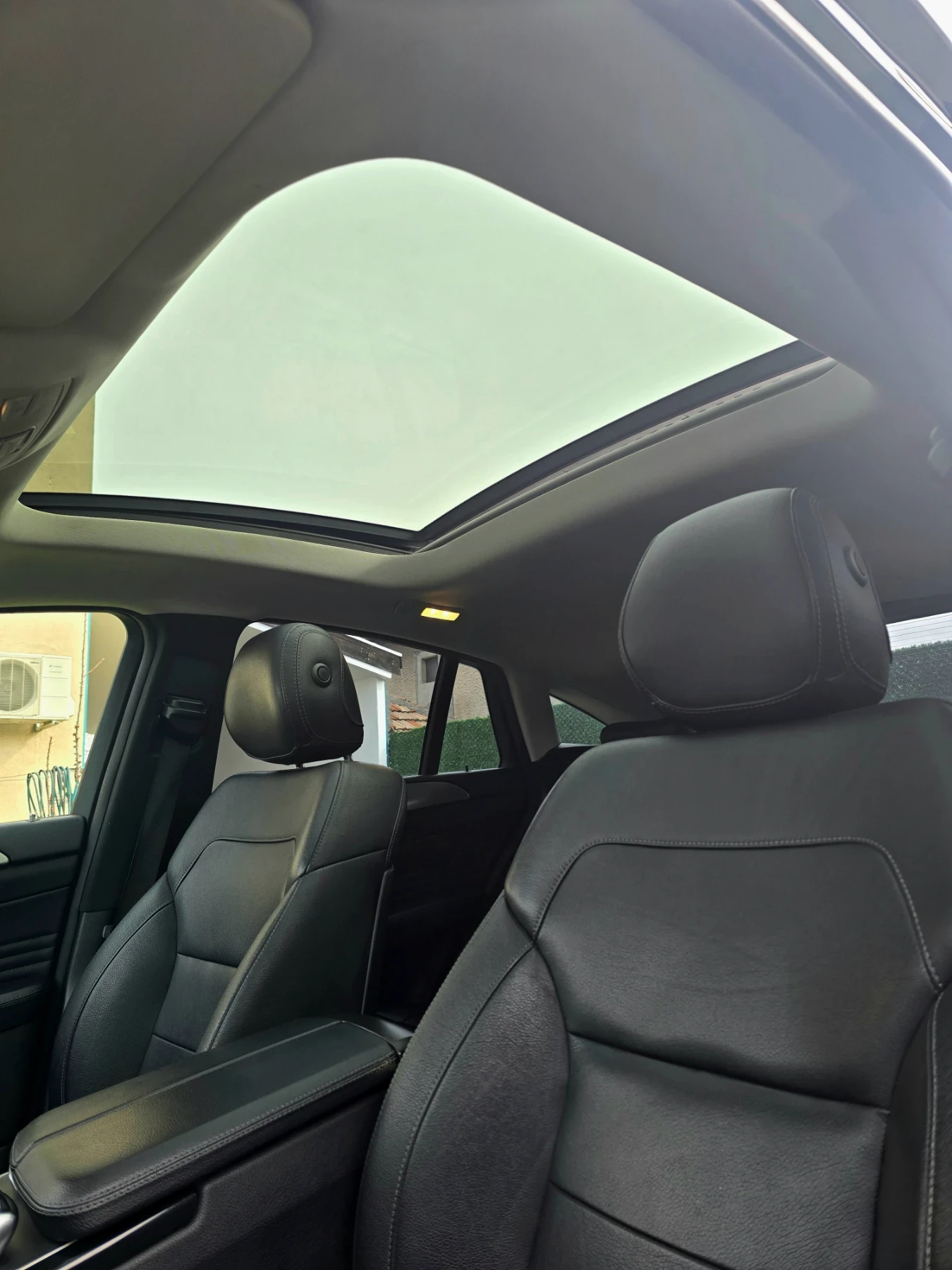 Mercedes-Benz GLE Coupe 350d 4 MATIC * ПАНОРАМА * ВНОС ОТ ГЕРМАНИЯ * 4MATI, снимка 12 - Автомобили и джипове - 53581016