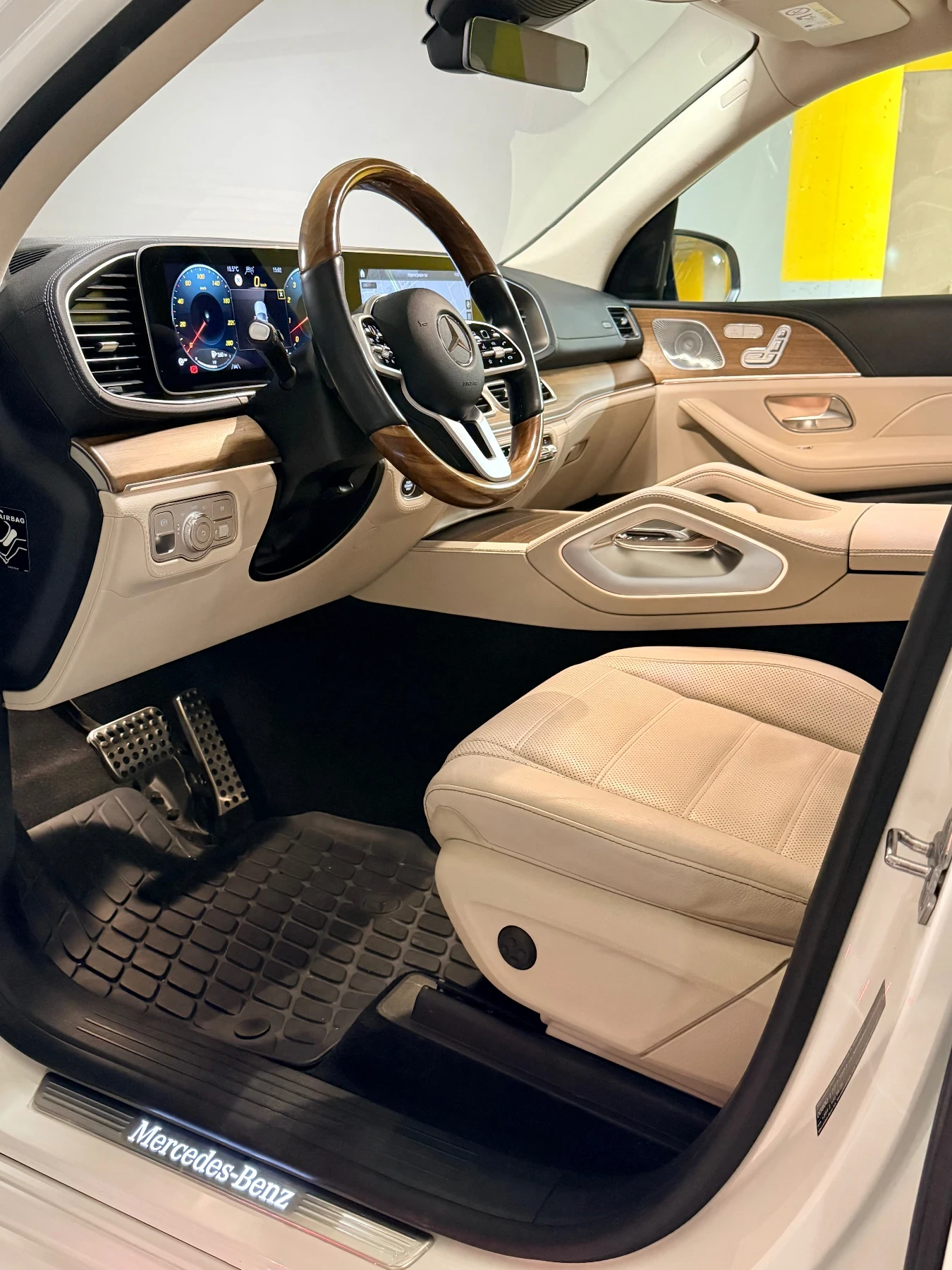 Mercedes-Benz GLE 450 AMG 55000км, снимка 11 - Автомобили и джипове - 53960807