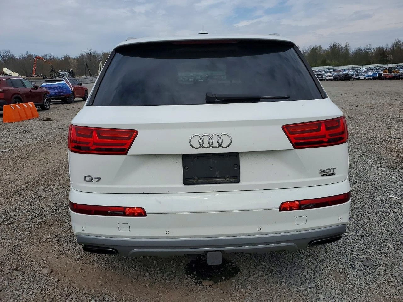 Audi Q7 3.0l Premium Plus, снимка 6 - Автомобили и джипове - 54323052