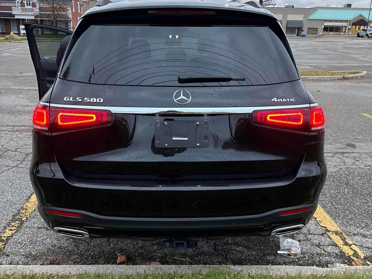 Mercedes-Benz GLS580 ДИСТРОНИК * 360 * BURMESTER * PANO * ОБДУХВАНЕ, снимка 4 - Автомобили и джипове - 54488154